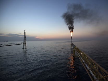 La plataforma Pol-A de la petrolera estatal PEMEX, a 70 kilómetros de la costa de Campeche, México, en una foto de 2014.