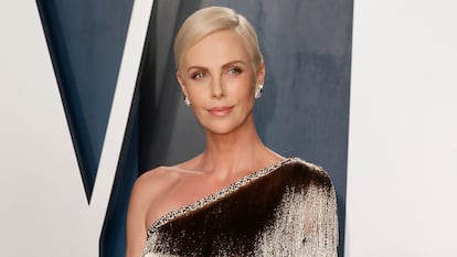 Charlize Theron durante una fiesta de los premios Oscar el 9 de febrero de 2020.