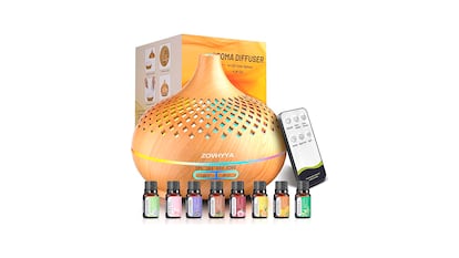 Difusor de aromas sobre fondo blanco.