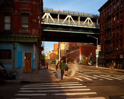 Cruce en Madison St., Nueva York (2019).