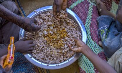 Una familia come en Gafati (Níger).