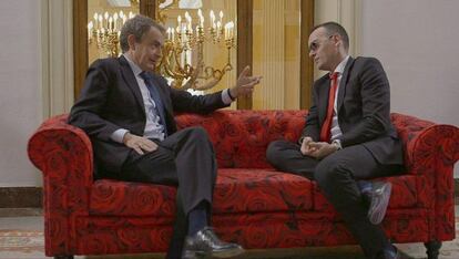 Zapatero conversa con Mejide en el programa 'Viajando con chester'