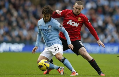 David Silva segido por Rooney.