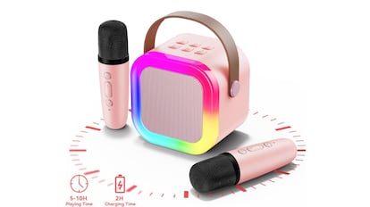 Esta mini máquina de karaoke para niños es una de las más vendidas en Amazon.