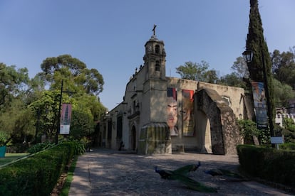 El acceso principal al museo, situado al sur de la Ciudad de México, en Xochimilco.