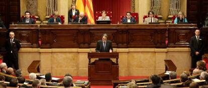 Artur Mas pronuncia su discurso en el debate de investidura este lunes.