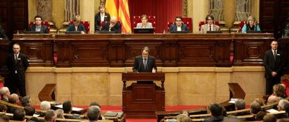 Artur Mas pronuncia su discurso en el debate de investidura este lunes.