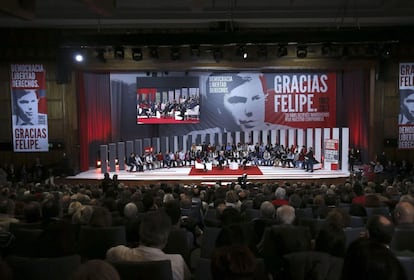 Vista del acto que el PSOE ha celebrado en el Palacio de Congresos de Madrid, con motivo del 30 aniversario de la llegada de Felipe González al Gobierno.