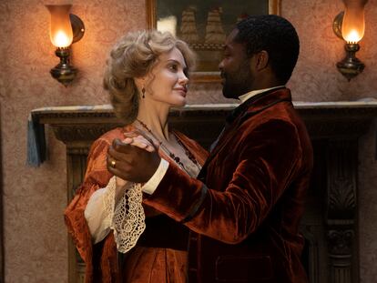Angelina Jolie y David Oyelowo, en 'Érase una vez...'.