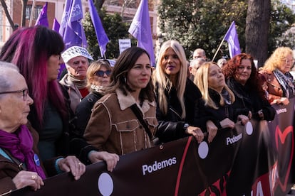 La secretaria general de Podemos, Ione Belarra, durante la protesta.