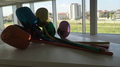 Obra de Jeff Koons en la Fundación Prada.