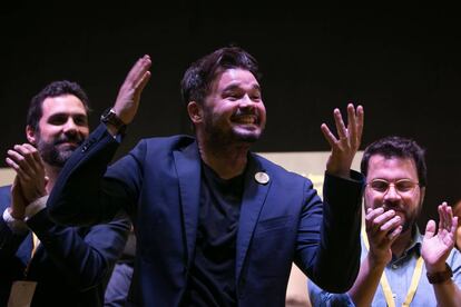 El candidat d'ERC Gabriel Rufián celebra el resultat de les eleccions.