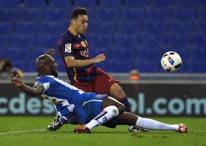 Munir, en la rematada del gol, davant de Ciani.