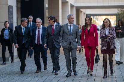 Salvador Illa, el ministro de Industria, Jordi Hereu, el alcalde de Barcelona, Jaume Collboni y el presidente de Grupo Hotusa, Amancio López, durante el I Foro Barcelona