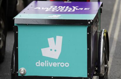 Una bicicleta de un repartidor de Deliveroo en las calles de Londres.