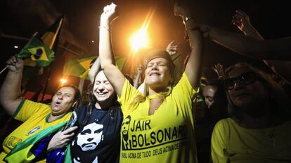 Votantes de Jair Bolsonaro celebran su victoria en las elecciones de Brasil el pasado 28 de octubre.
