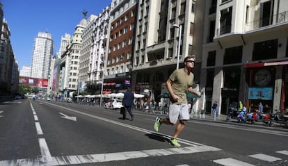 La Gran vía cerrada al tráfico cuatro horas en el Día sin coches.