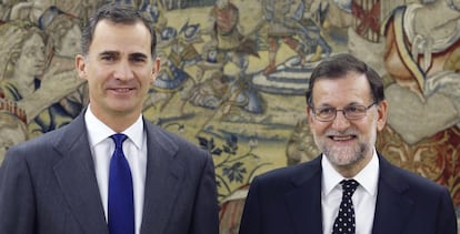 El rey Felipe VI y Mariano Rajoy, este viernes, en La Zarzuela.