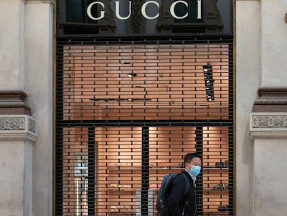 Una tienda de Gucci, en una galería comercial de Milán.