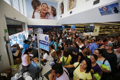 Venta de productos farmacéuticos en Caracas, en febrero.