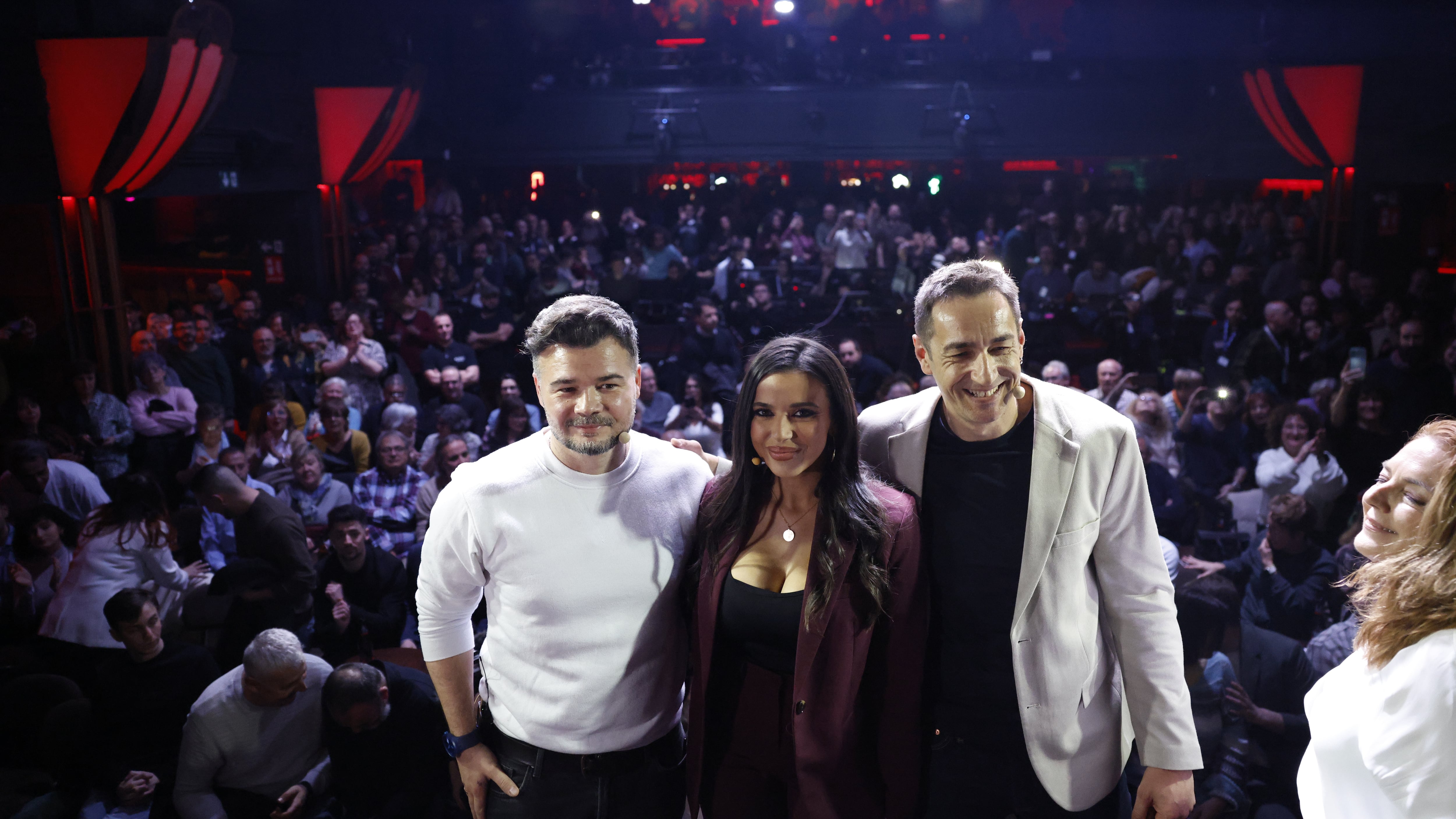 Rufián y Delgado llaman a la movilización para unir a la izquierda: “Nos van a fusilar políticamente por separado”