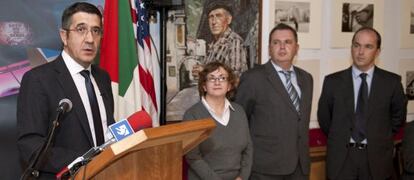 El 'lehendakari' Patxi López durante un encuentro con la colonia vasca en Nueva York. (Fotografía facilitada por el Gobierno vasco)