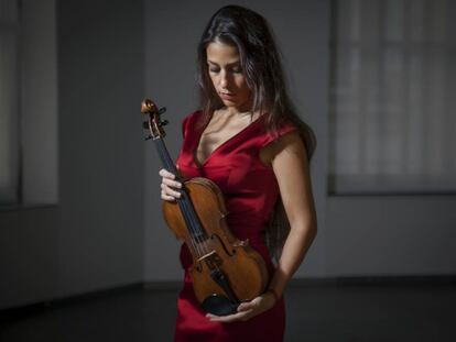 La violinista Letizia Moreno, en la fundaci&oacute;n Tel&eacute;fonica en Madrid.