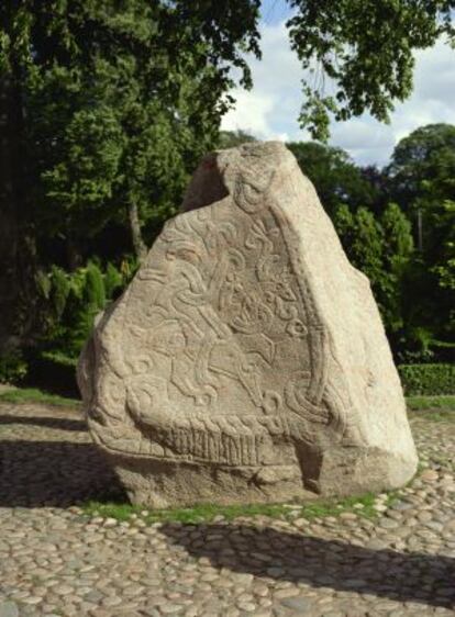 Piedra funeraria (Jelling, Dinamarca).