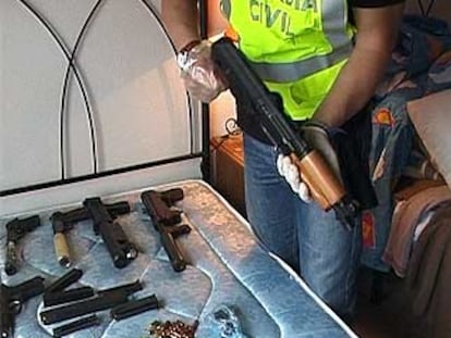 Armas incautadas al grupo de mafiosos búlgaros desarticulado en Málaga.