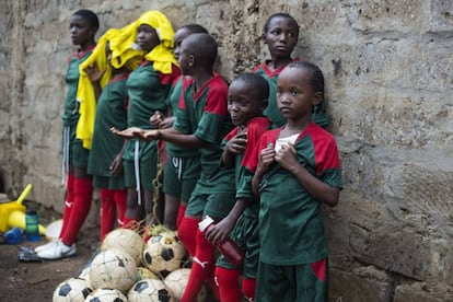 Acakoro es una de las academias más reconocidas en Nairobi, tanto de fútbol femenino como masculino. 