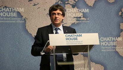 Imageb facilitada por la Generalitat de Puigdemont, durante la conferencia con el título Dibujando un camino hacia la independencia de Cataluña, que pronunció el jueves en Londres.