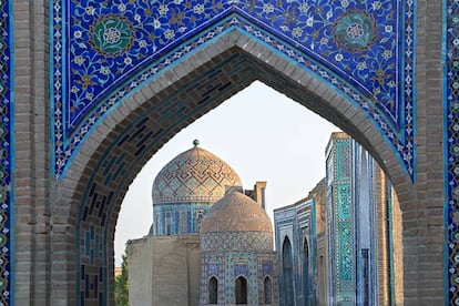 Mausoleo de Shahi Zinda en Samarcanda (Uzbekistán).