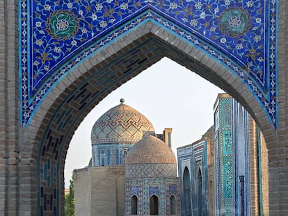 Mausoleo de Shahi Zinda en Samarcanda (Uzbekistán).  