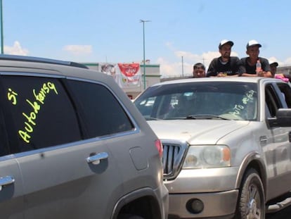 Caravanas de transportistas  organizar recorridos de autodefensas del transporte para hacer frente a extorsiones y asaltos en el municipio de Coacalco, Estado de México.