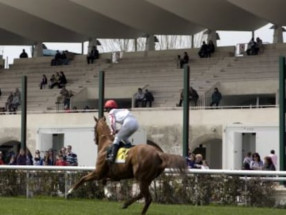 Una carrera en la temporada de primavera en La Zarzuela.