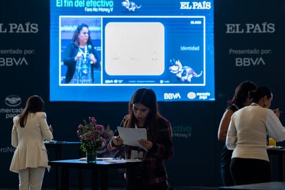 Durante este foro también se han abordado asuntos como la participación de las mujeres en la economía, el comportamiento del consumidor y los pagos digitales. 