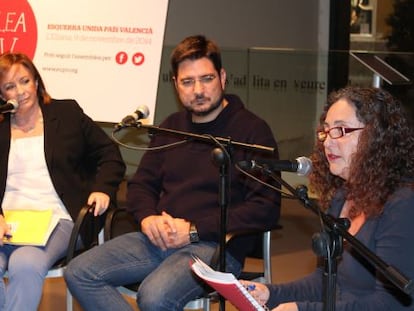 Marga Sanz e Ignacio Blanco, el jueves, en un debate celebrado en el Centre Octubre, en Valencia.