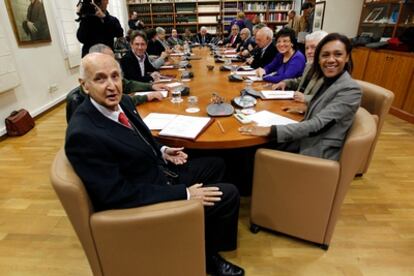 Lola Johnson en la reunión mantenida con el Consell Valencià de Cultura