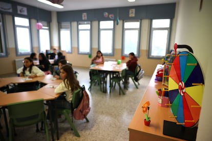 Primer día de clase en el colegio público plurilingüe de Vedra, en A Coruña.