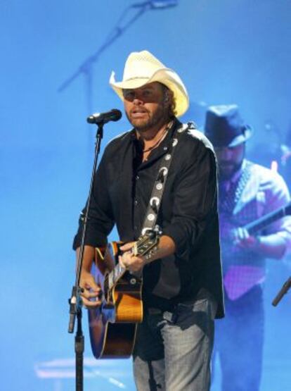 Toby Keith es algo más que un famoso cantante de country.