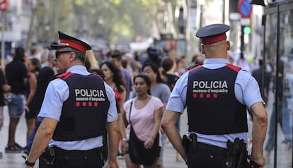 Una patrulla de Mossos, en el centre de Barcelona.