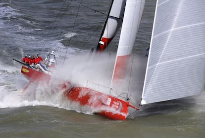 El equipo español que competirá en la VOR, durante la Sevenstar Round Britain and Ireland Race.