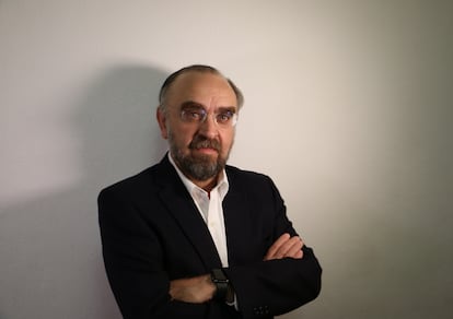 Carlos Magis Rodríguez en su casa en Ciudad de México, mayo de 2020