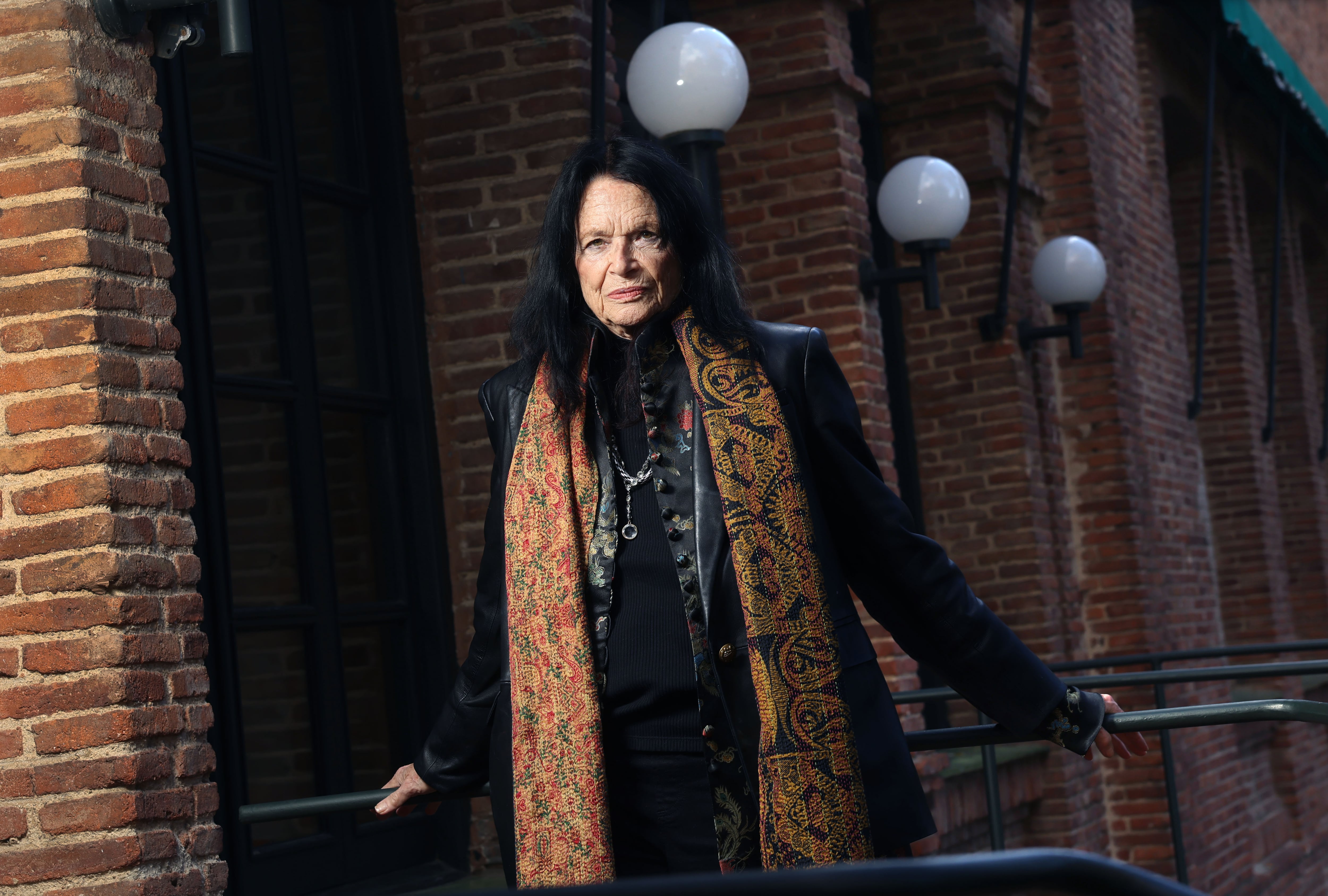Anne Waldman, la última poeta Beat: “La poesía debe sonar como una alarma”