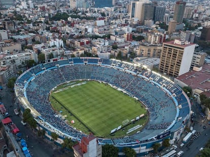 Una vista aérea del estadio Azul.