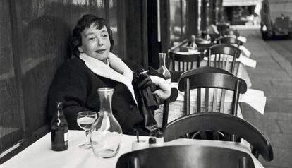 Marguerite Duras, en 1955 en París.