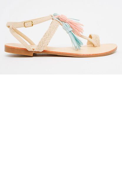 Glamorous firma este diseño en tonos pastel a la venta en Asos (22,99 euros).