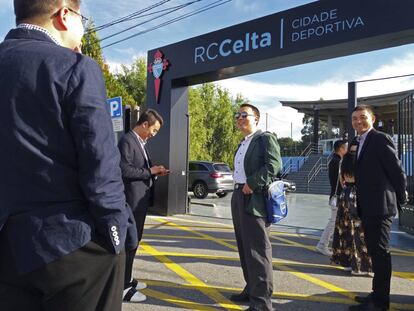 Representantes de la empresa CITS, este lunes en Vigo.