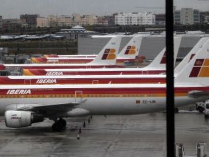 Aviones de Iberia en el aeropuerto de Madrid-Barajas.