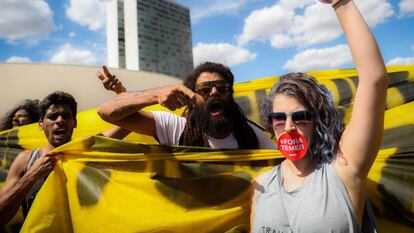 Manifestantes en favor de Dilma Rousseff.